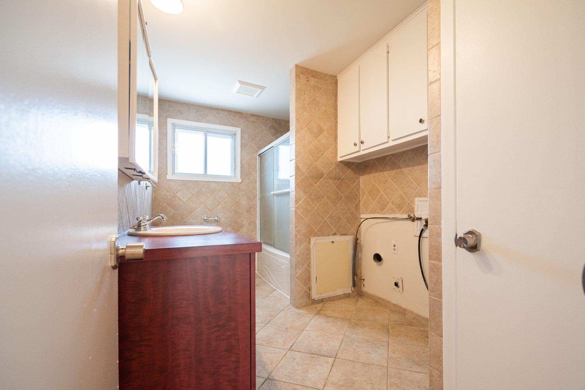 









4477


Boul. Notre-Dame

,
Laval (Chomedey),




QC
H7W1T7

