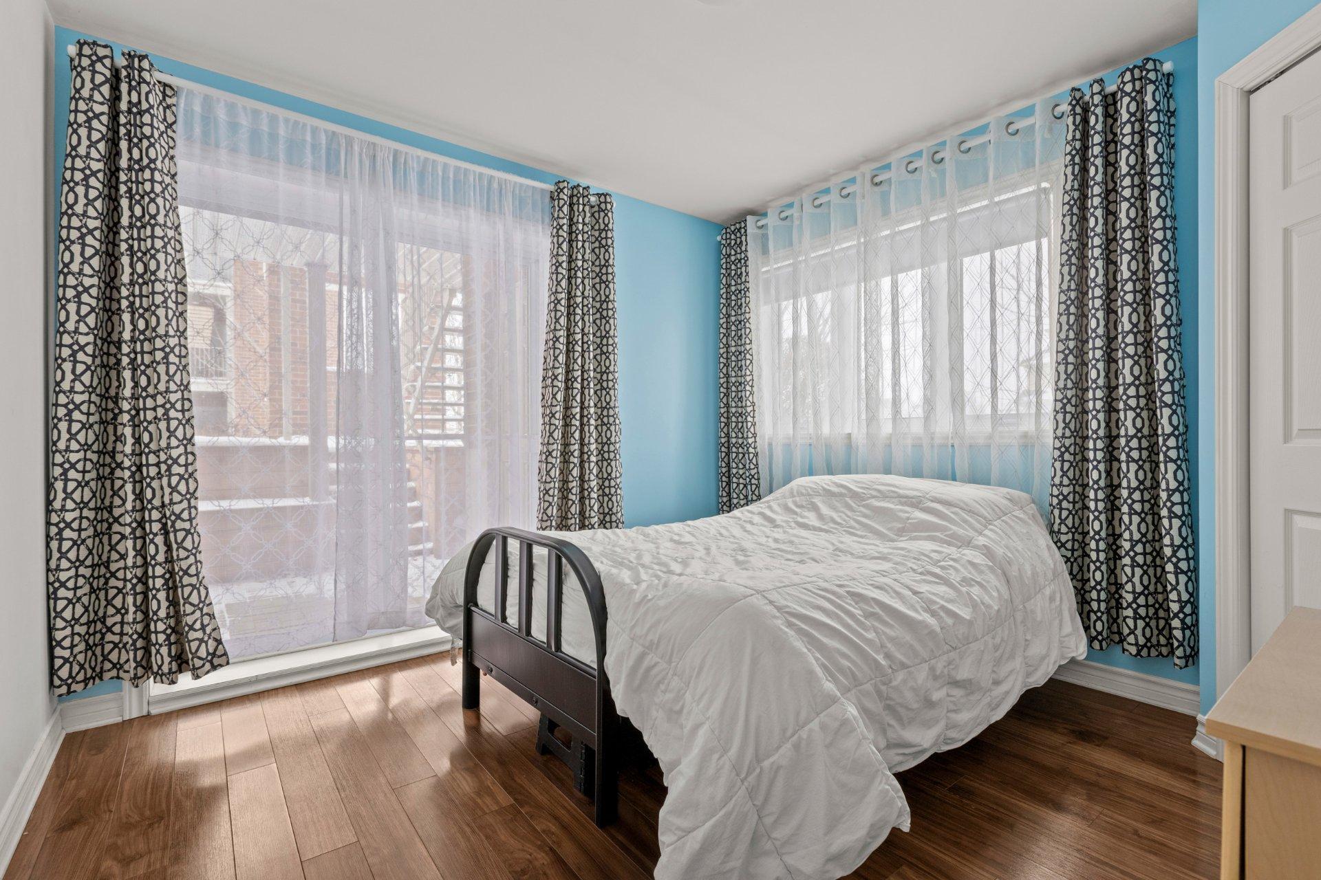 









3760


Boul. Gareau

,
Longueuil (Saint-Hubert),




QC
J3Y0M1

