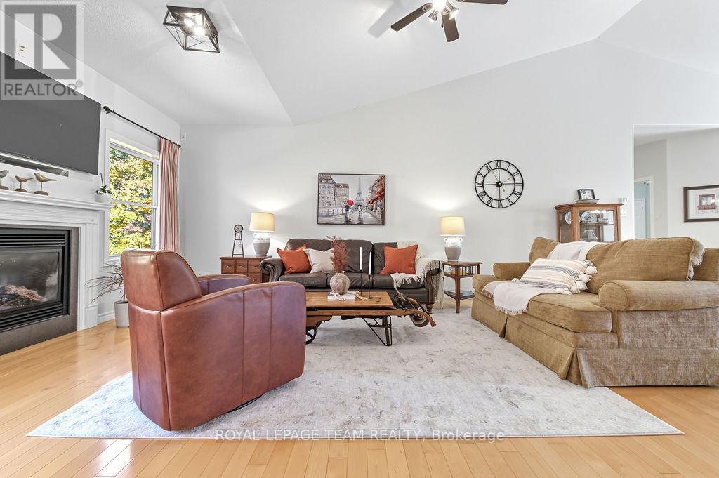 












698 BARRYVALE ROAD

,
Greater Madawaska,




Ontario
K0J1H0

