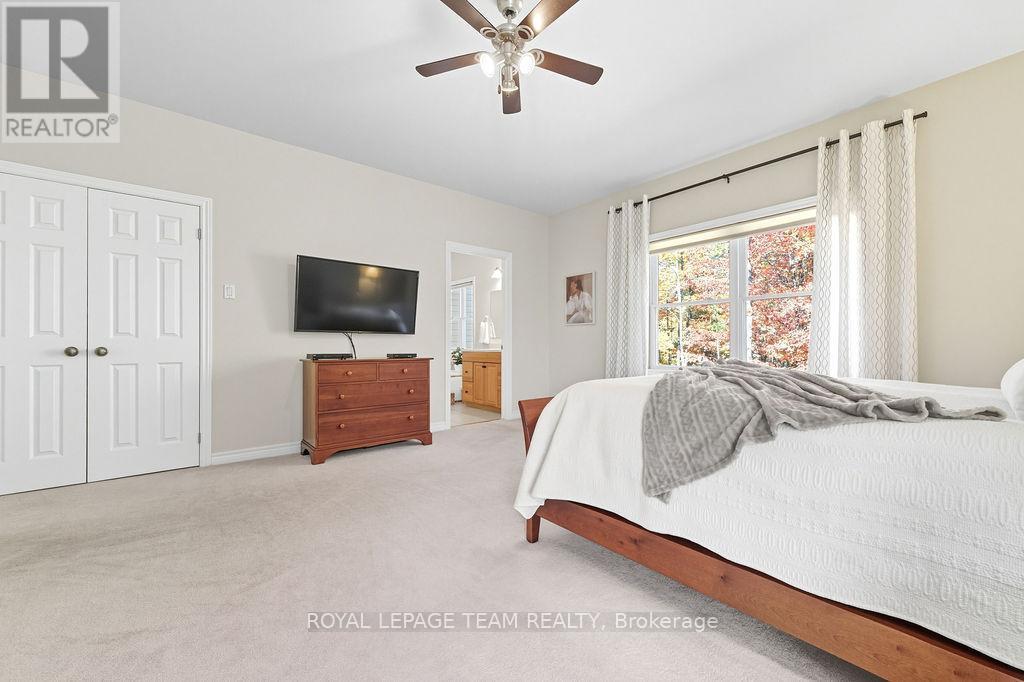 












698 BARRYVALE ROAD

,
Greater Madawaska,




Ontario
K0J1H0

