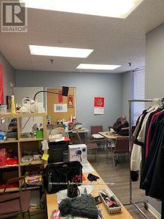 












14 - 2500 LAWRENCE AVENUE E

,
Toronto,




Ontario
M1P2R7

