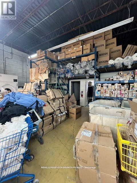 












6 & 7 - 80 MIDWEST AVENUE

,
Toronto,




Ontario
M1P4R2

