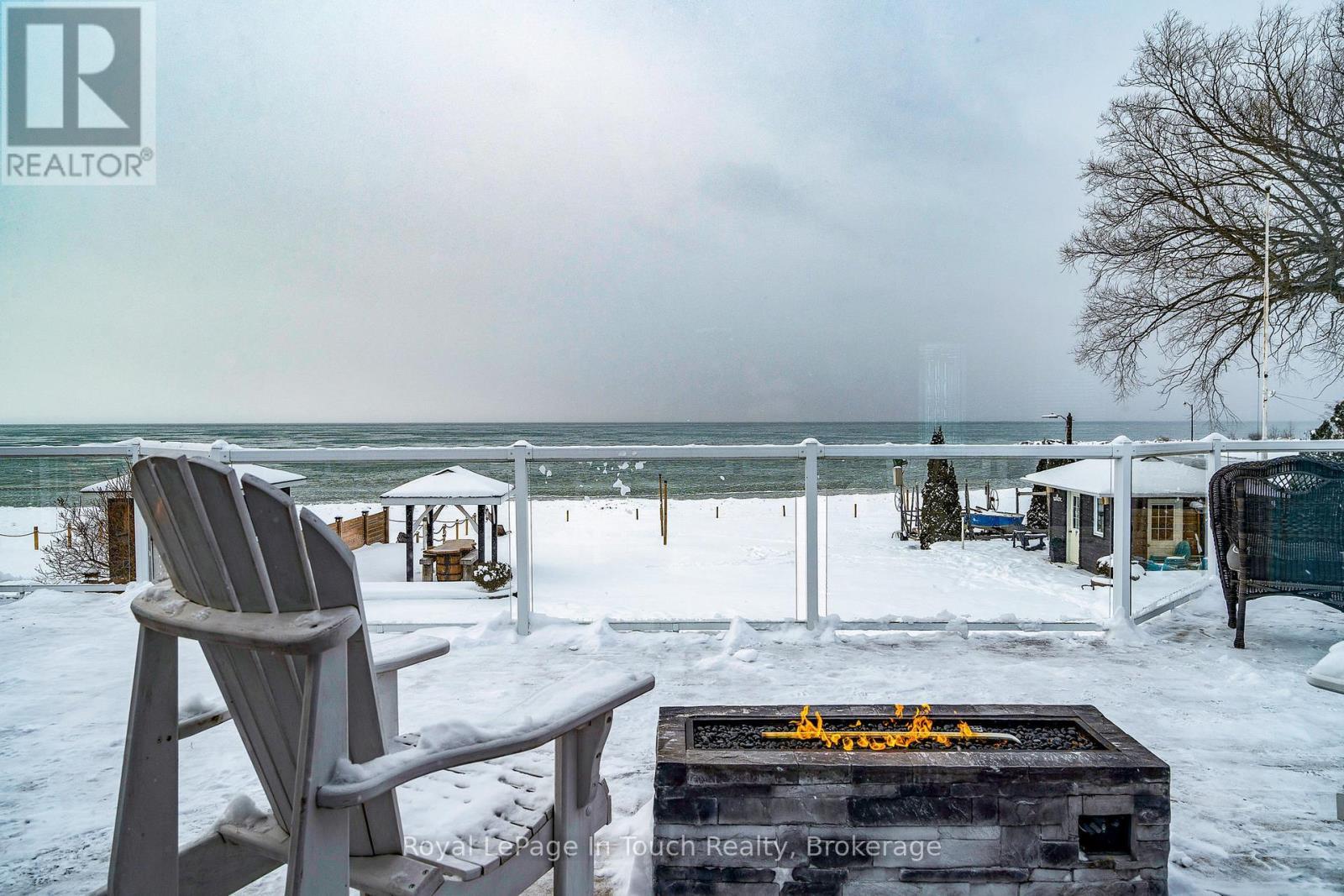 












8 TINY BEACHES ROAD S

,
Tiny,




Ontario
L0L2J0

