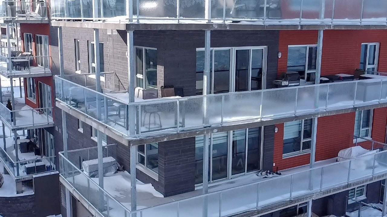 









1100


Av. des Draveurs

, 301,
Trois-Rivières,




QC
G9A0C6

