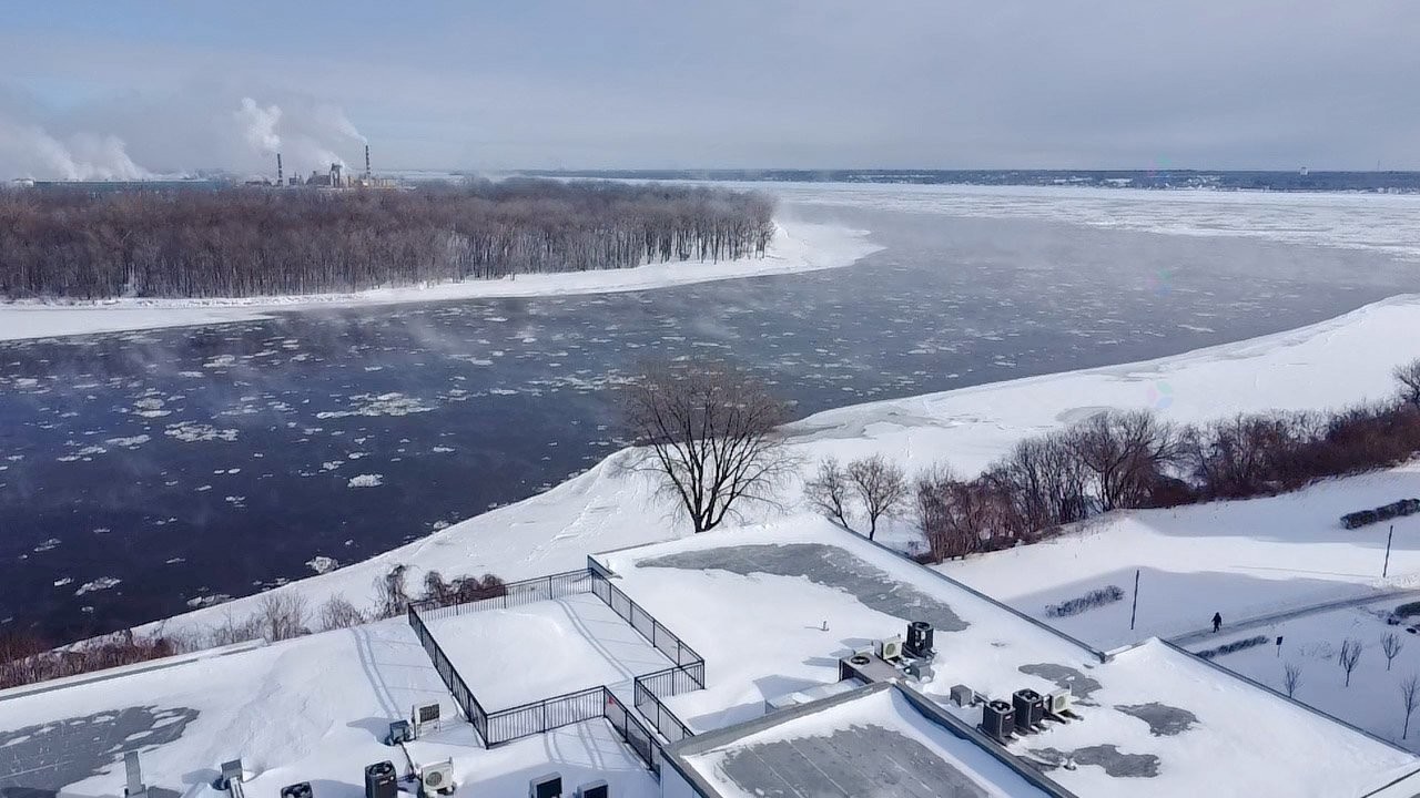 









1100


Av. des Draveurs

, 301,
Trois-Rivières,




QC
G9A0C6

