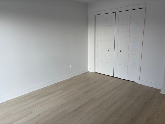 









651


Av. Forest

, 101,
Notre-Dame-de-l'Île-Perrot,




QC
J7W3S3

