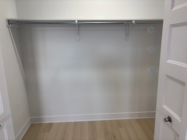 









651


Av. Forest

, 101,
Notre-Dame-de-l'Île-Perrot,




QC
J7W3S3

