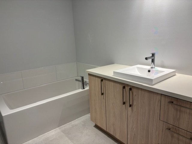 









651


Av. Forest

, 101,
Notre-Dame-de-l'Île-Perrot,




QC
J7W3S3

