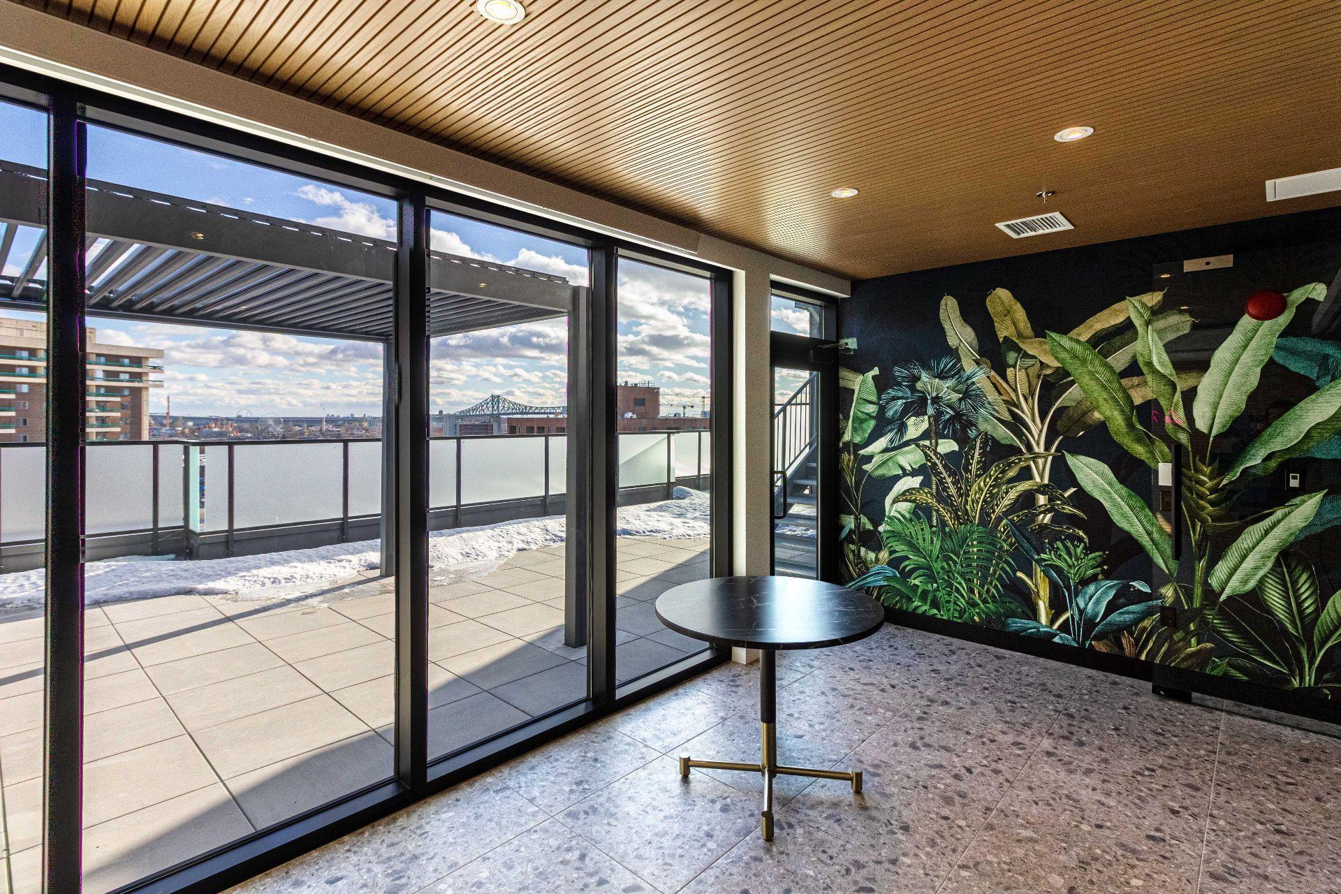 









1971


Rue du Havre

, 411,
Montréal (Ville-Marie),




QC
H2K0E5

