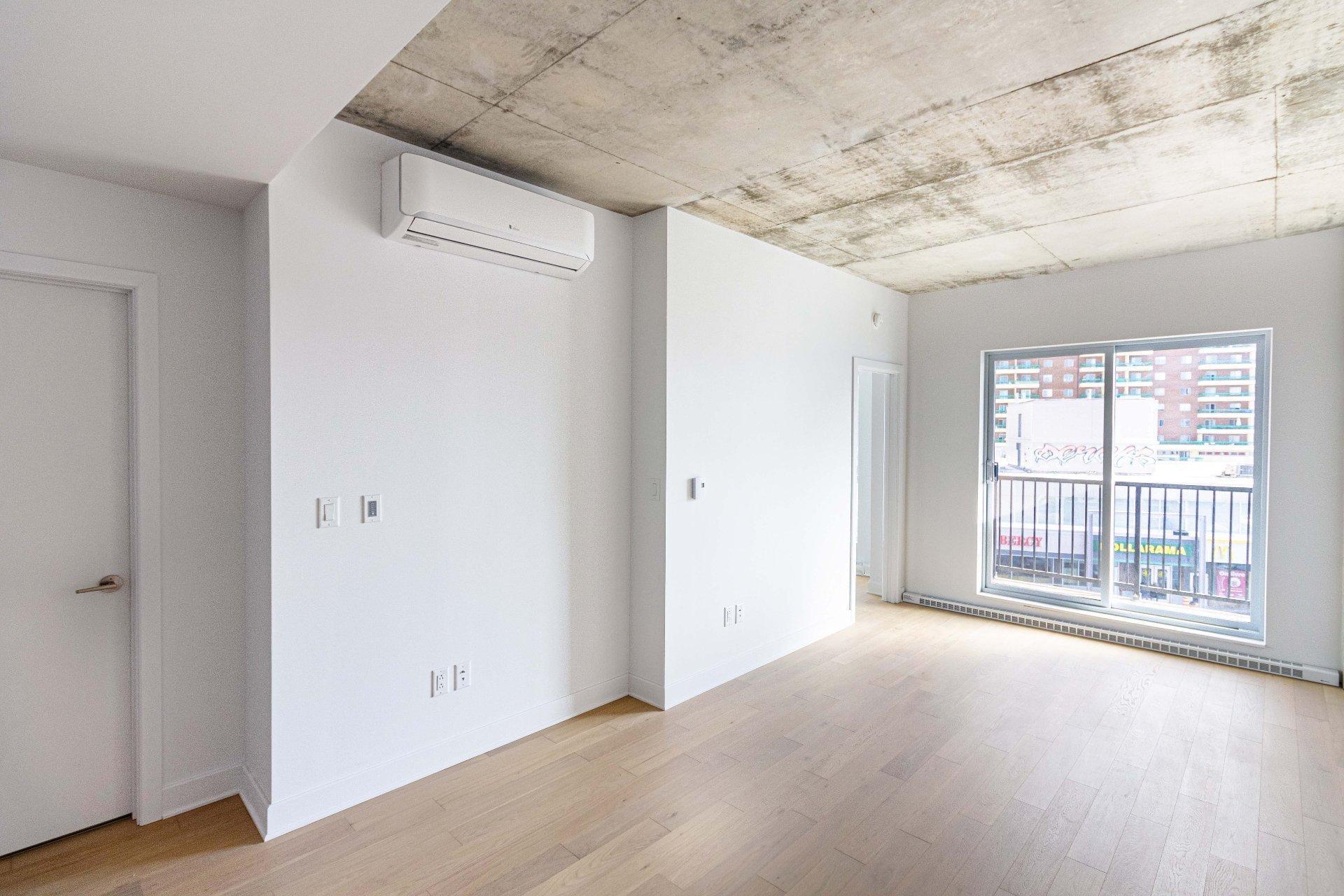 









1971


Rue du Havre

, 411,
Montréal (Ville-Marie),




QC
H2K0E5

