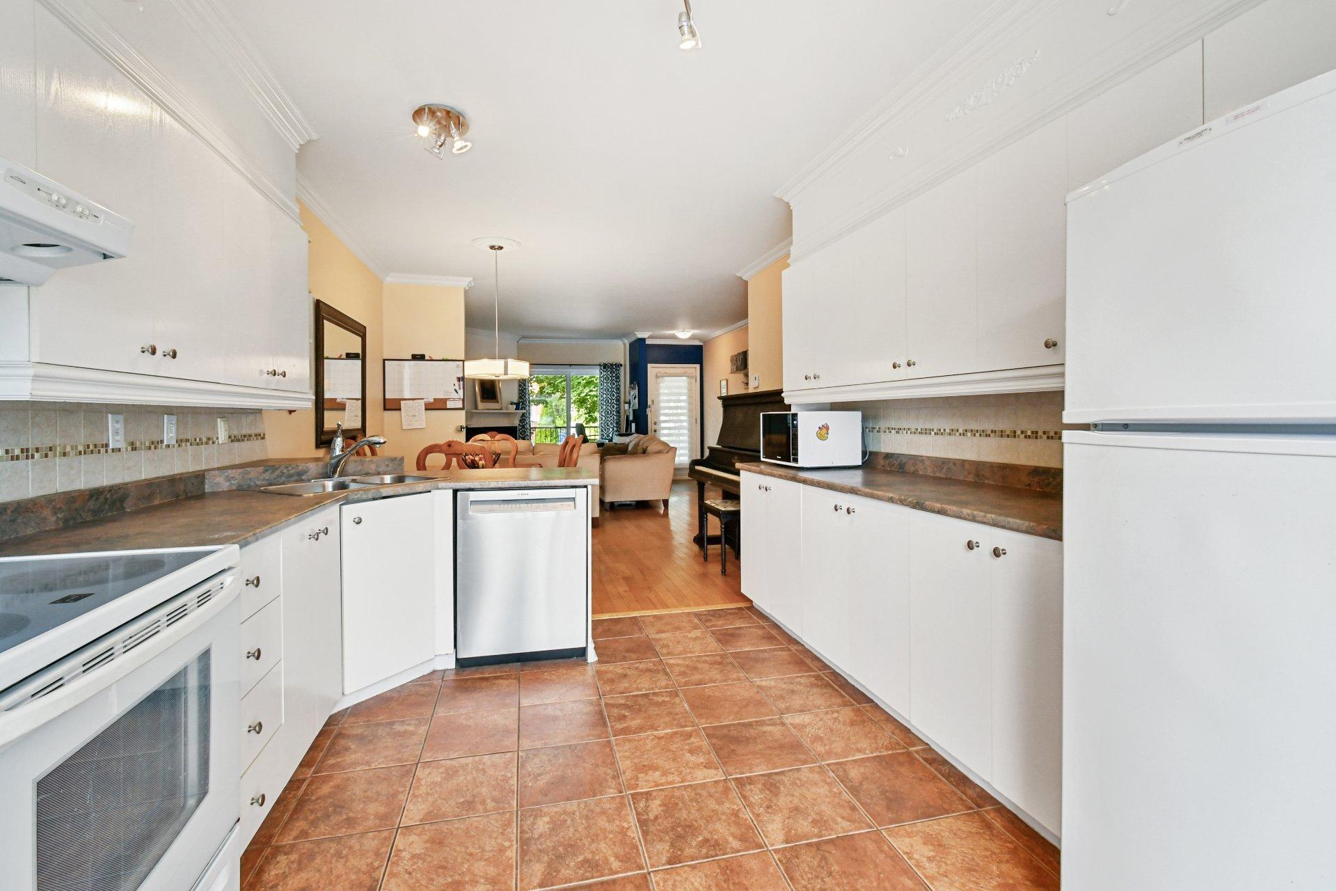 









145


Rue de la Futaie

,
Varennes,




QC
J3X2B7

