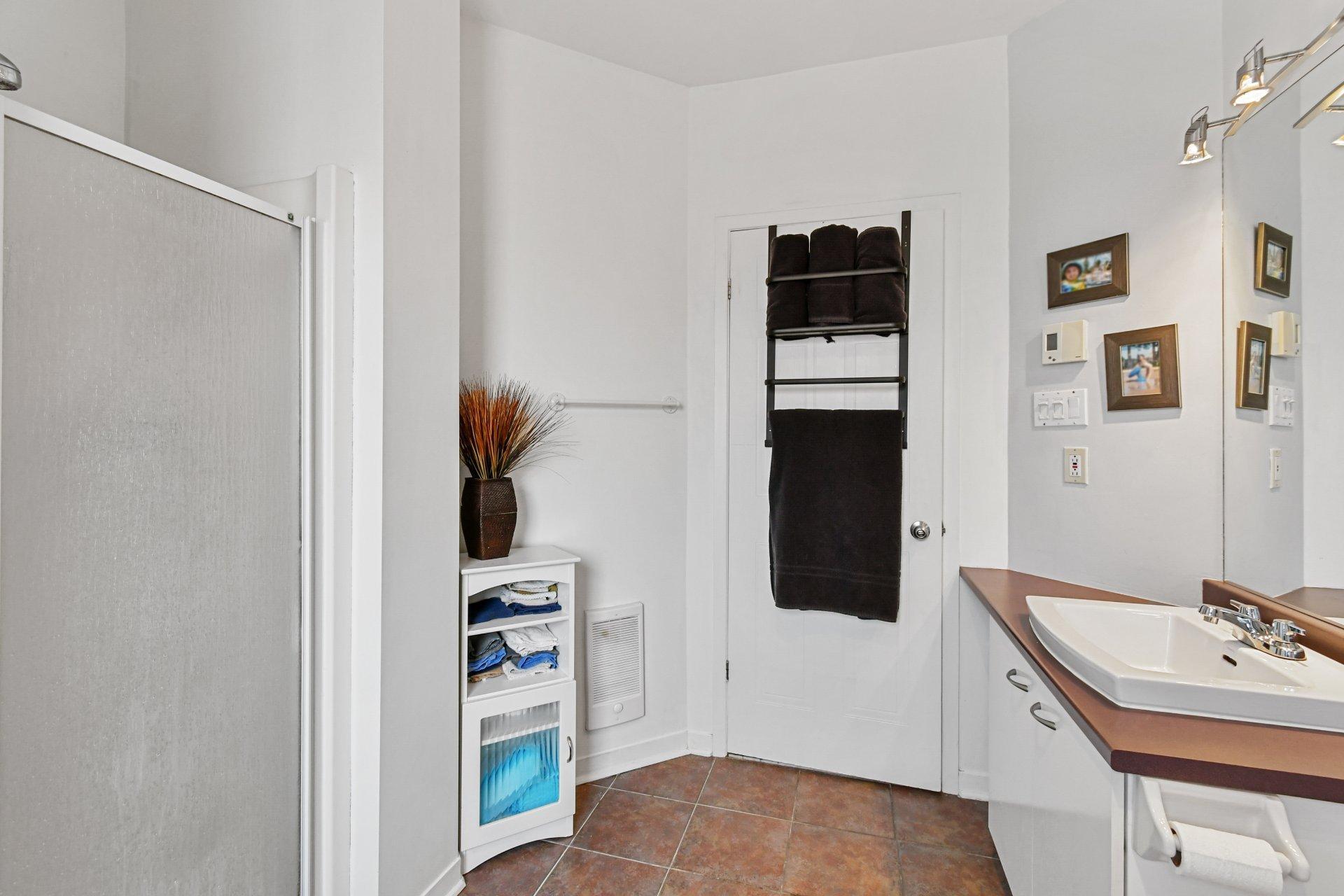 









145


Rue de la Futaie

,
Varennes,




QC
J3X2B7

