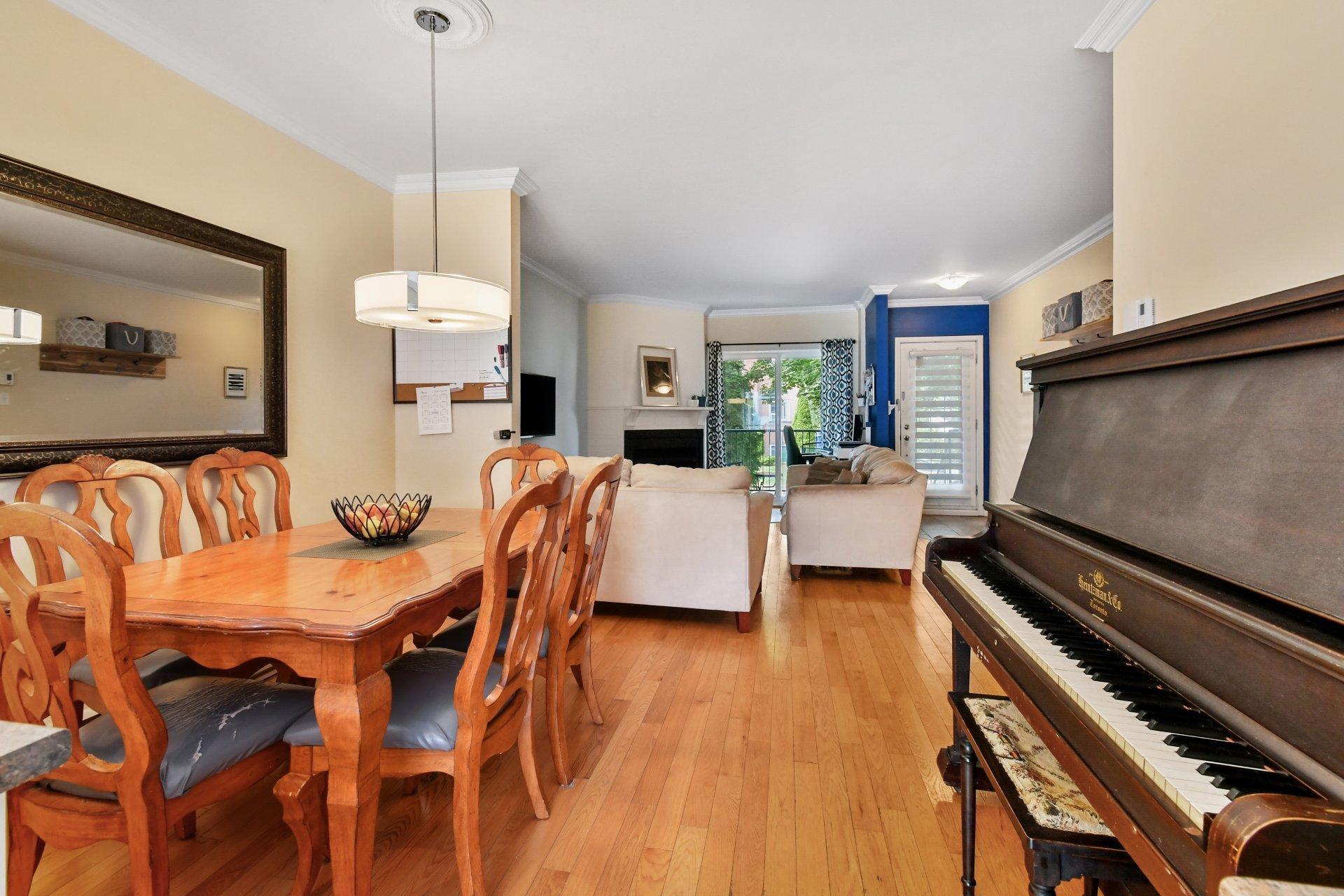 









145


Rue de la Futaie

,
Varennes,




QC
J3X2B7

