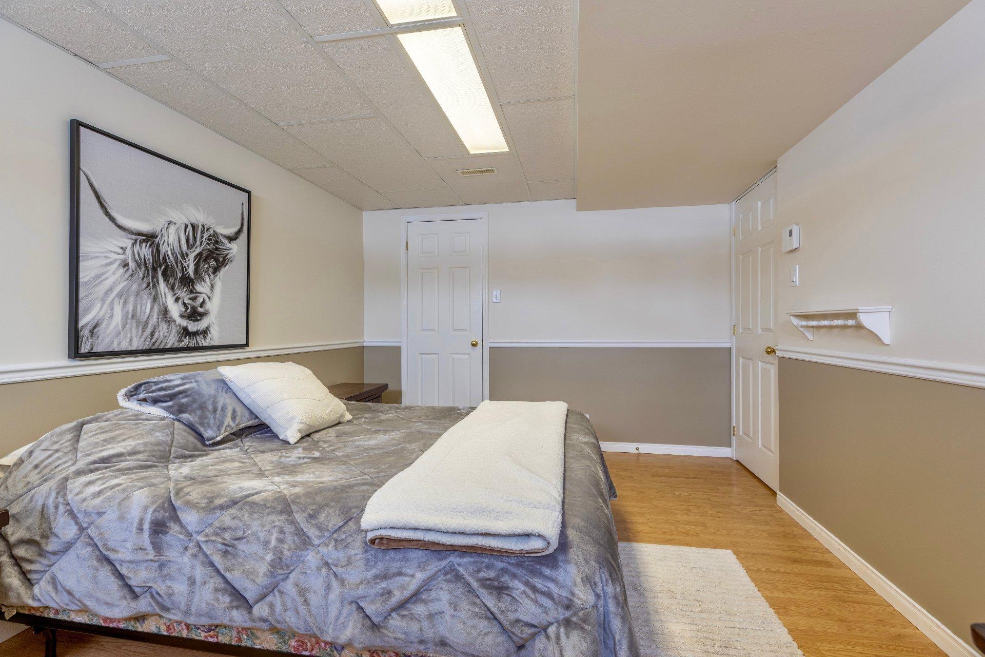 









1242


Boul. Virginie-Roy

,
Notre-Dame-de-l'Île-Perrot,




QC
J7W3M8

