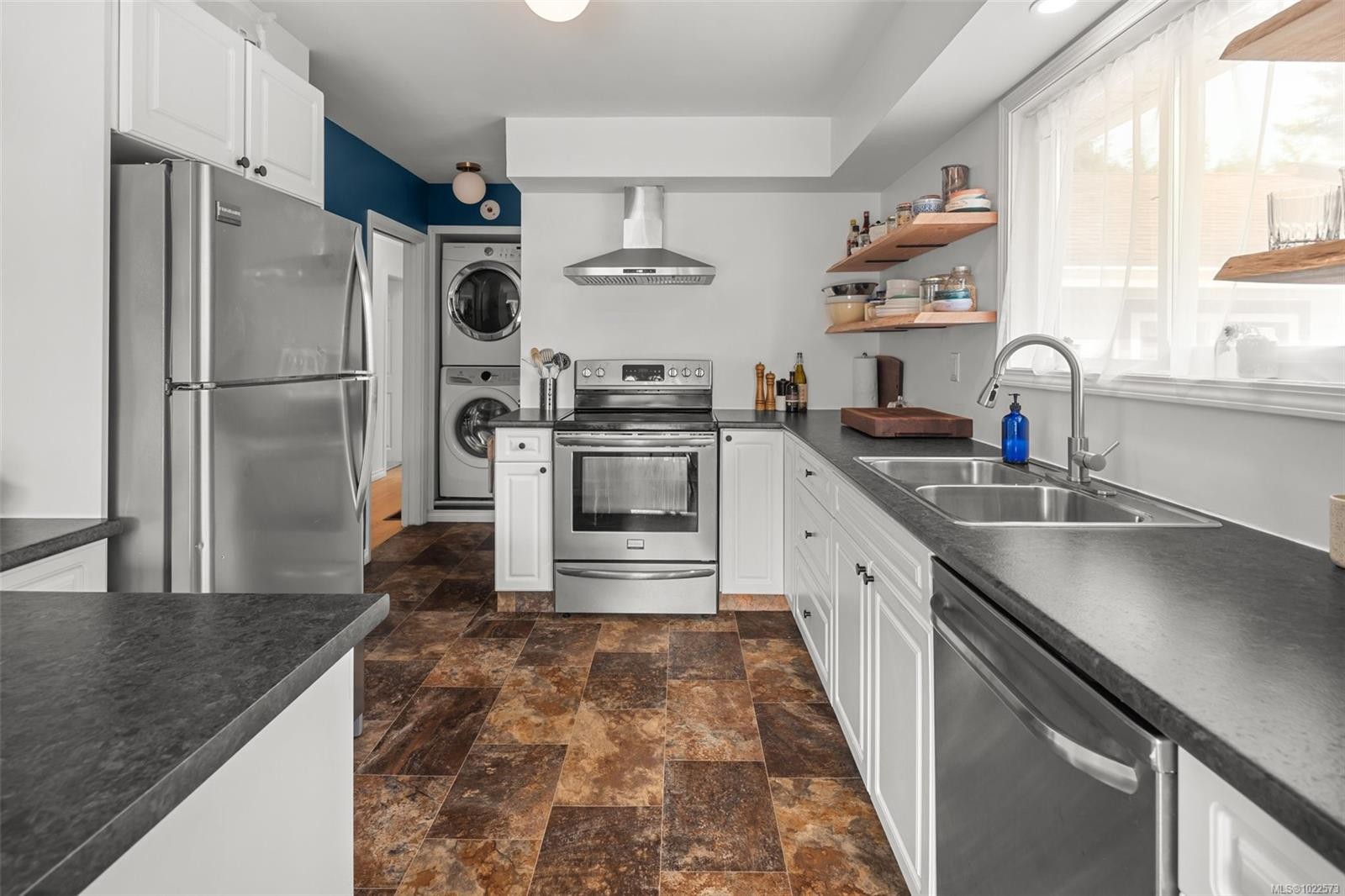 









7147


Wright

Rd,
Sooke,




BC
V9Z 0S5

