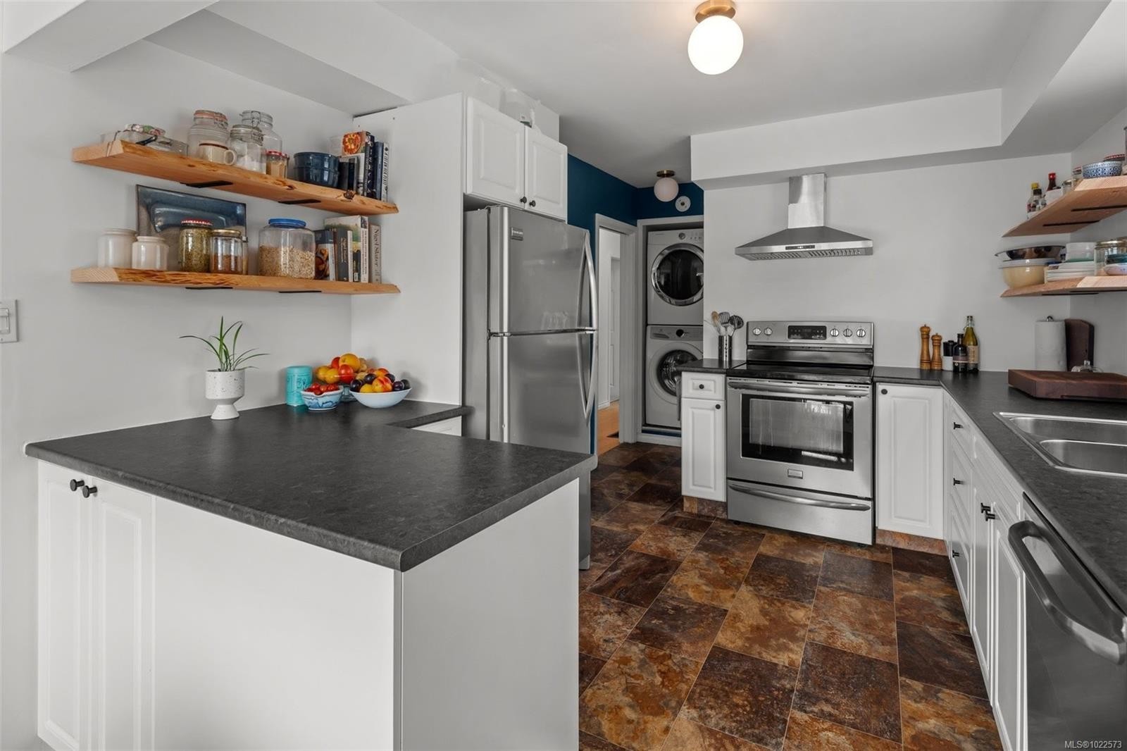 









7147


Wright

Rd,
Sooke,




BC
V9Z 0S5

