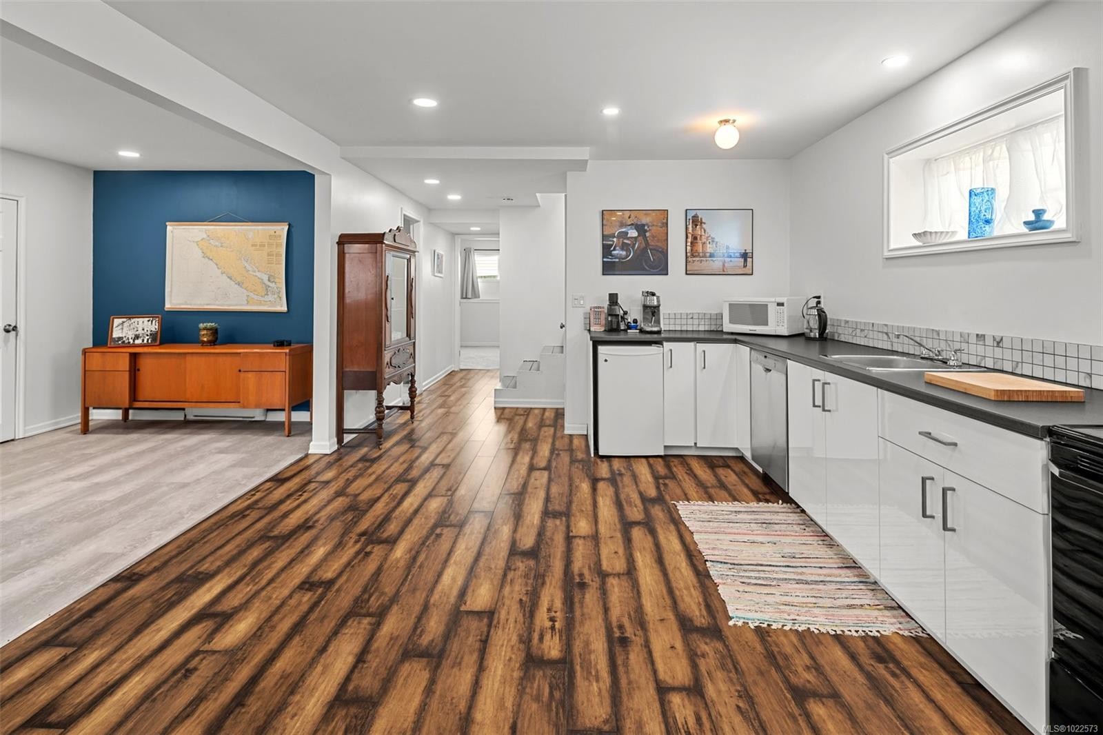 









7147


Wright

Rd,
Sooke,




BC
V9Z 0S5

