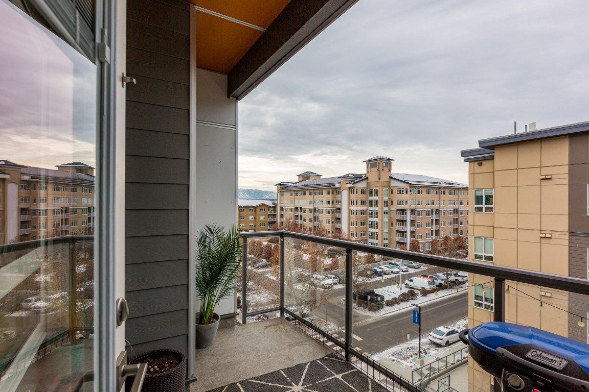 









722


Valley

Road, 507,
Kelowna,




BC
V1V 0E2

