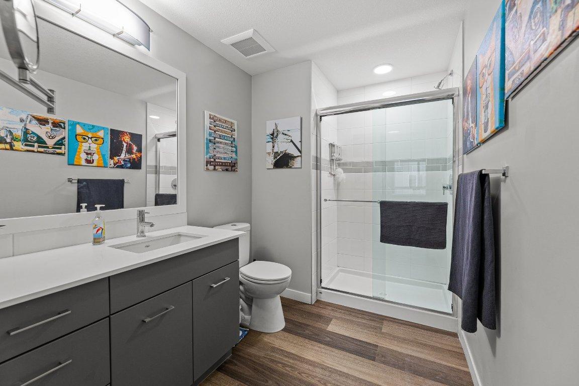 









722


Valley

Road, 507,
Kelowna,




BC
V1V 0E2

