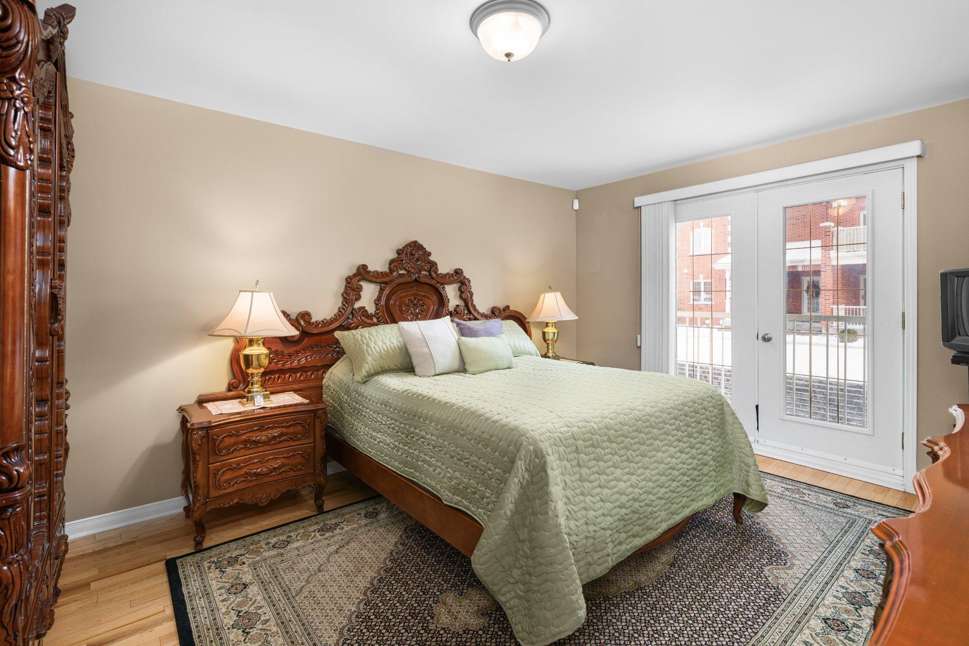 









273


Rue de Barcelone

,
Dollard-des-Ormeaux,




QC
H9B0A6

