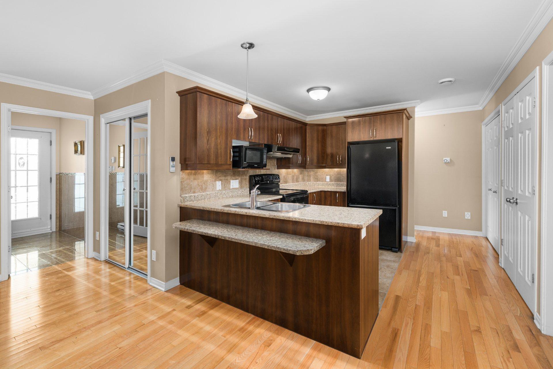 









273


Rue de Barcelone

,
Dollard-des-Ormeaux,




QC
H9B0A6

