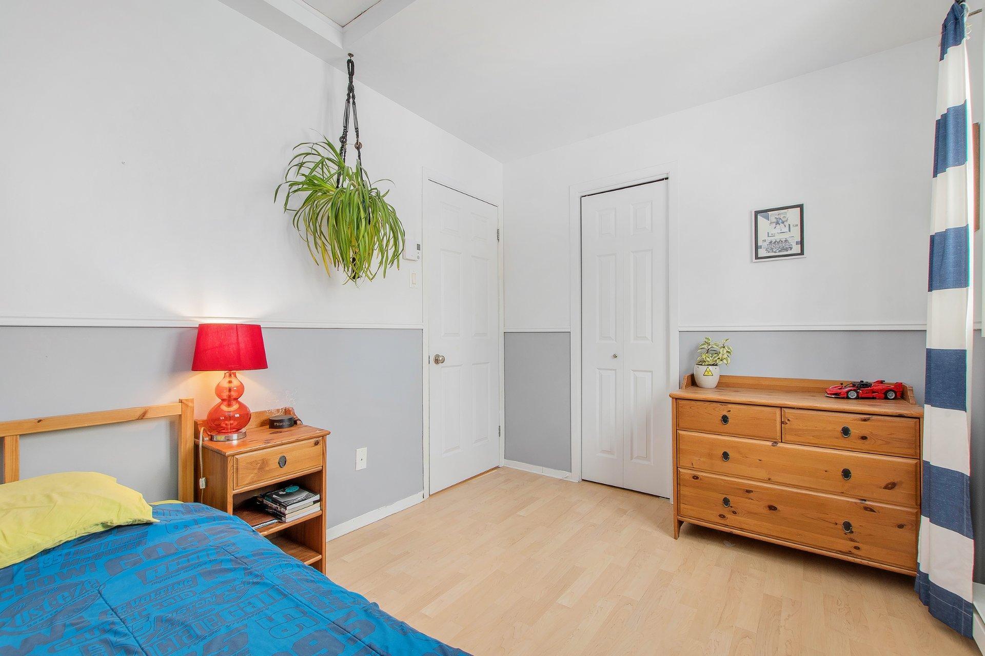 









637


Rue de Cloridan

,
Terrebonne (Terrebonne),




QC
J6X1G4

