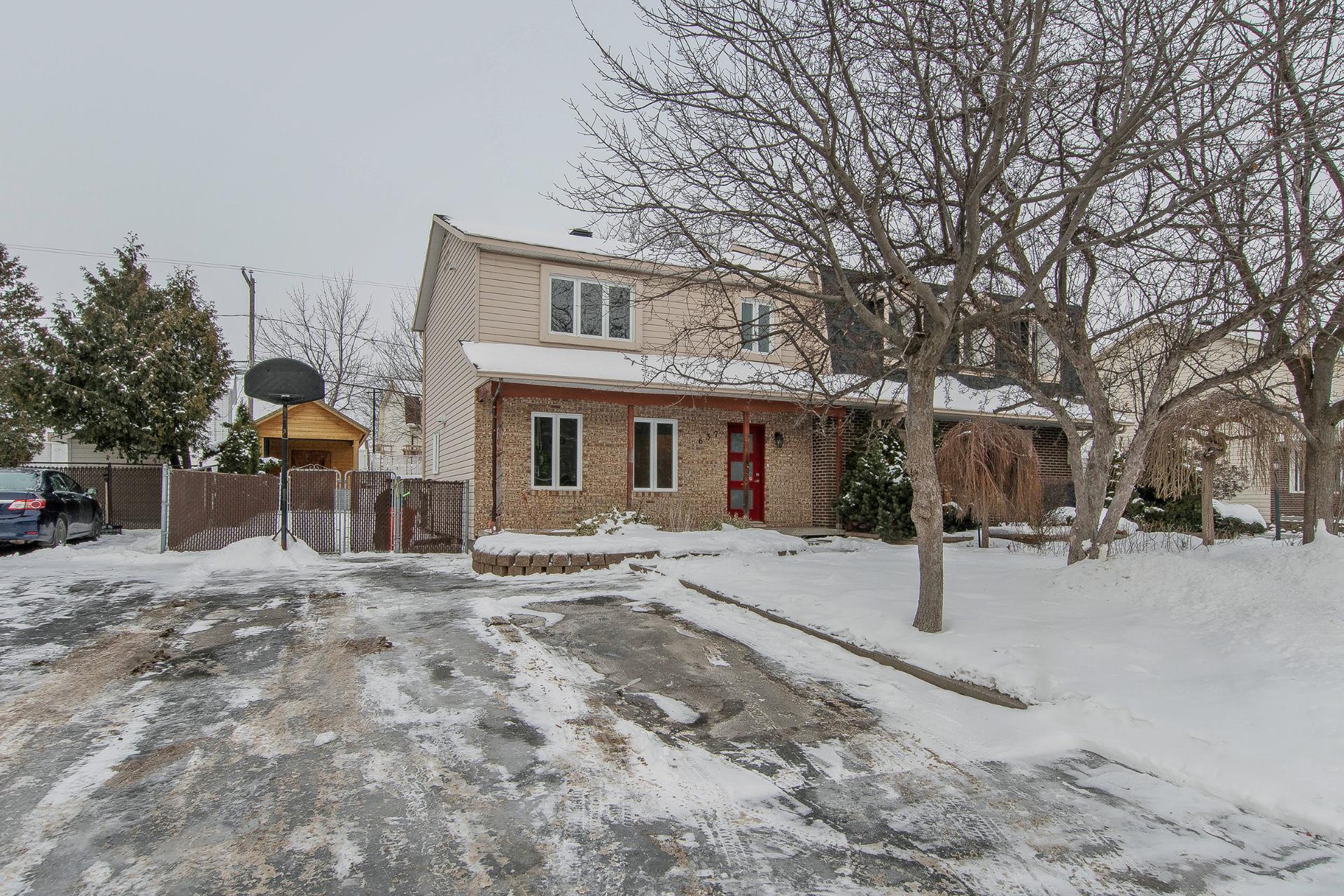 









637


Rue de Cloridan

,
Terrebonne (Terrebonne),




QC
J6X1G4

