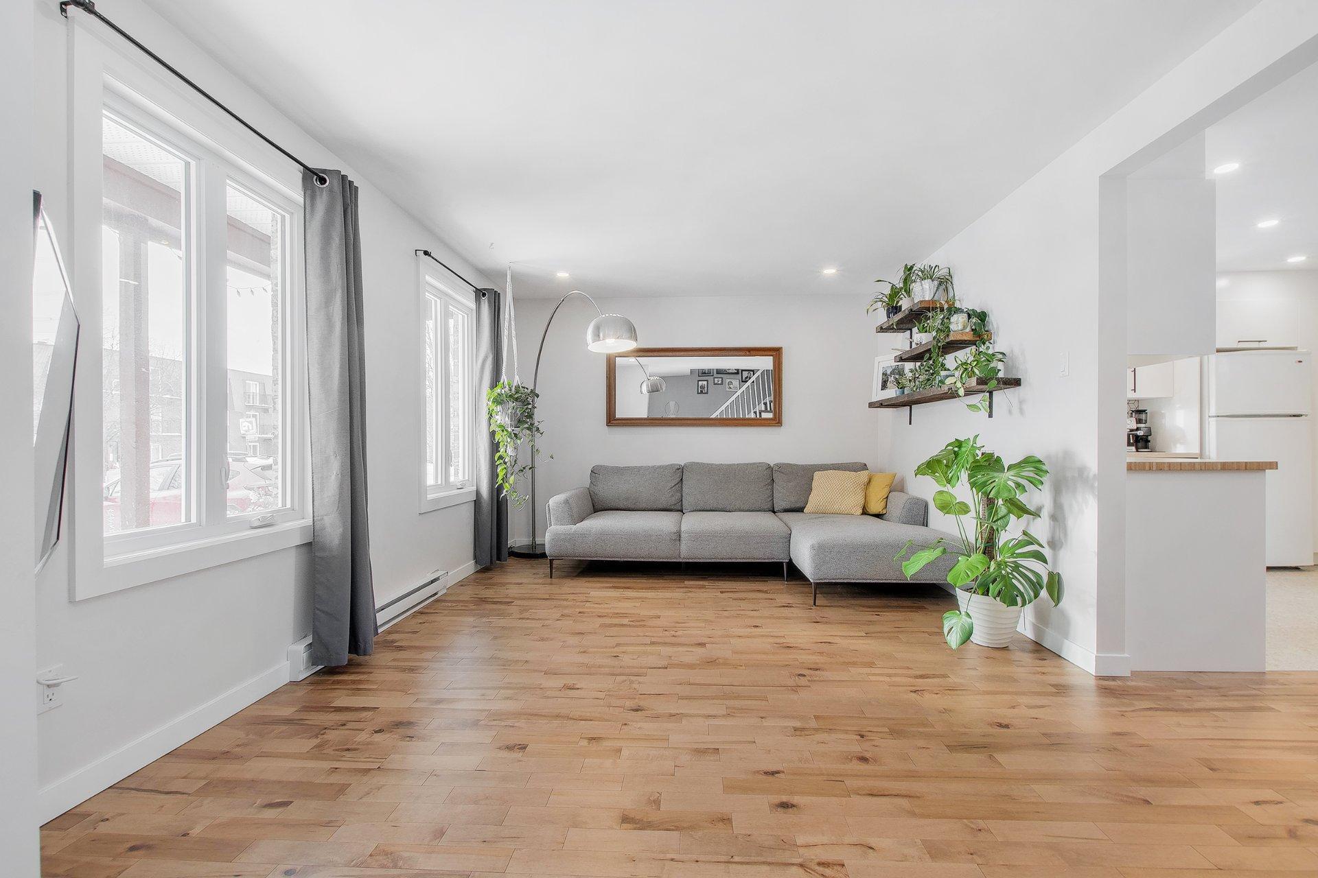 









637


Rue de Cloridan

,
Terrebonne (Terrebonne),




QC
J6X1G4

