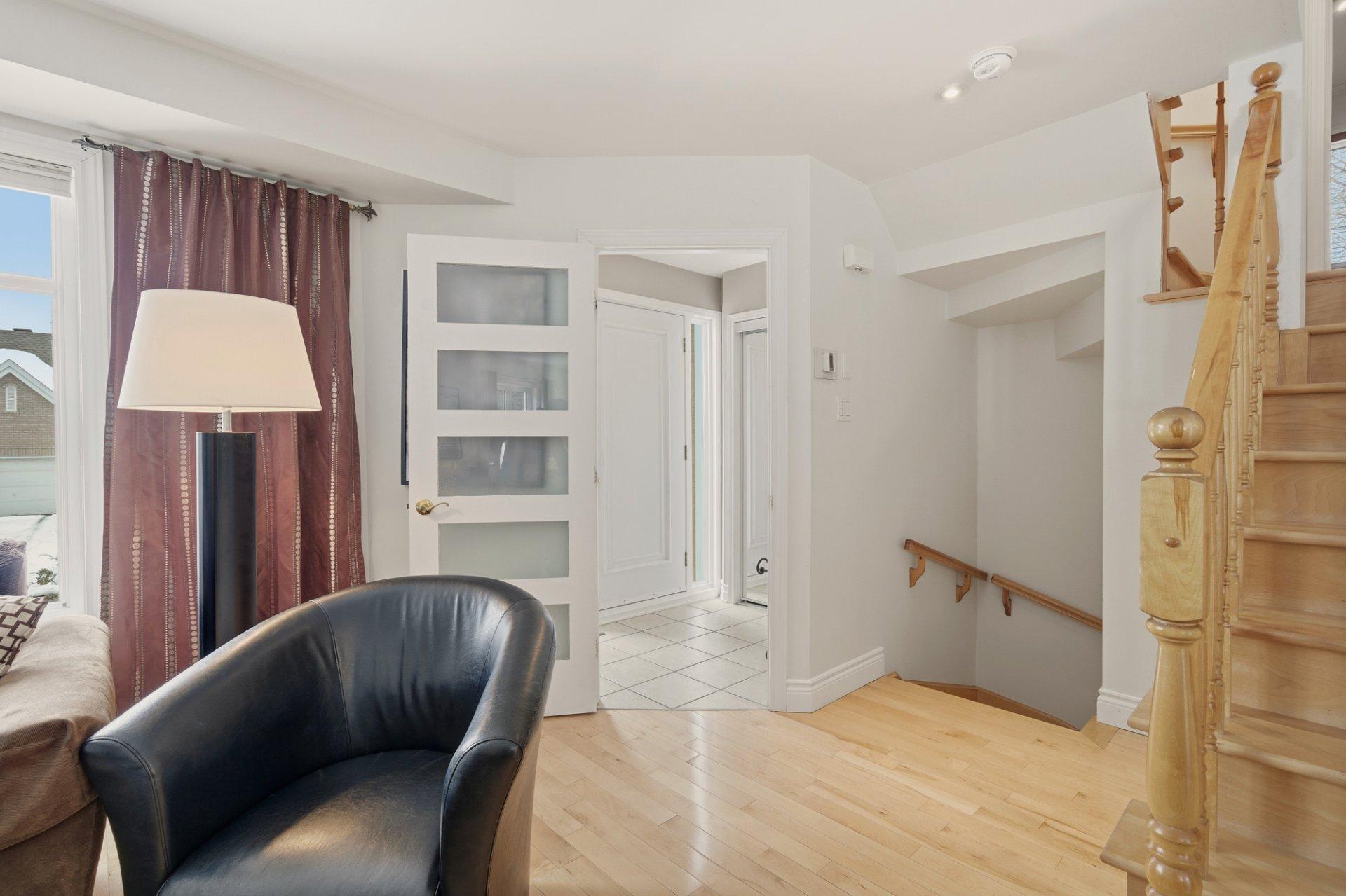 









460


Rue Maude-Abbott

,
Saint-Bruno-de-Montarville,




QC
J3V6H6

