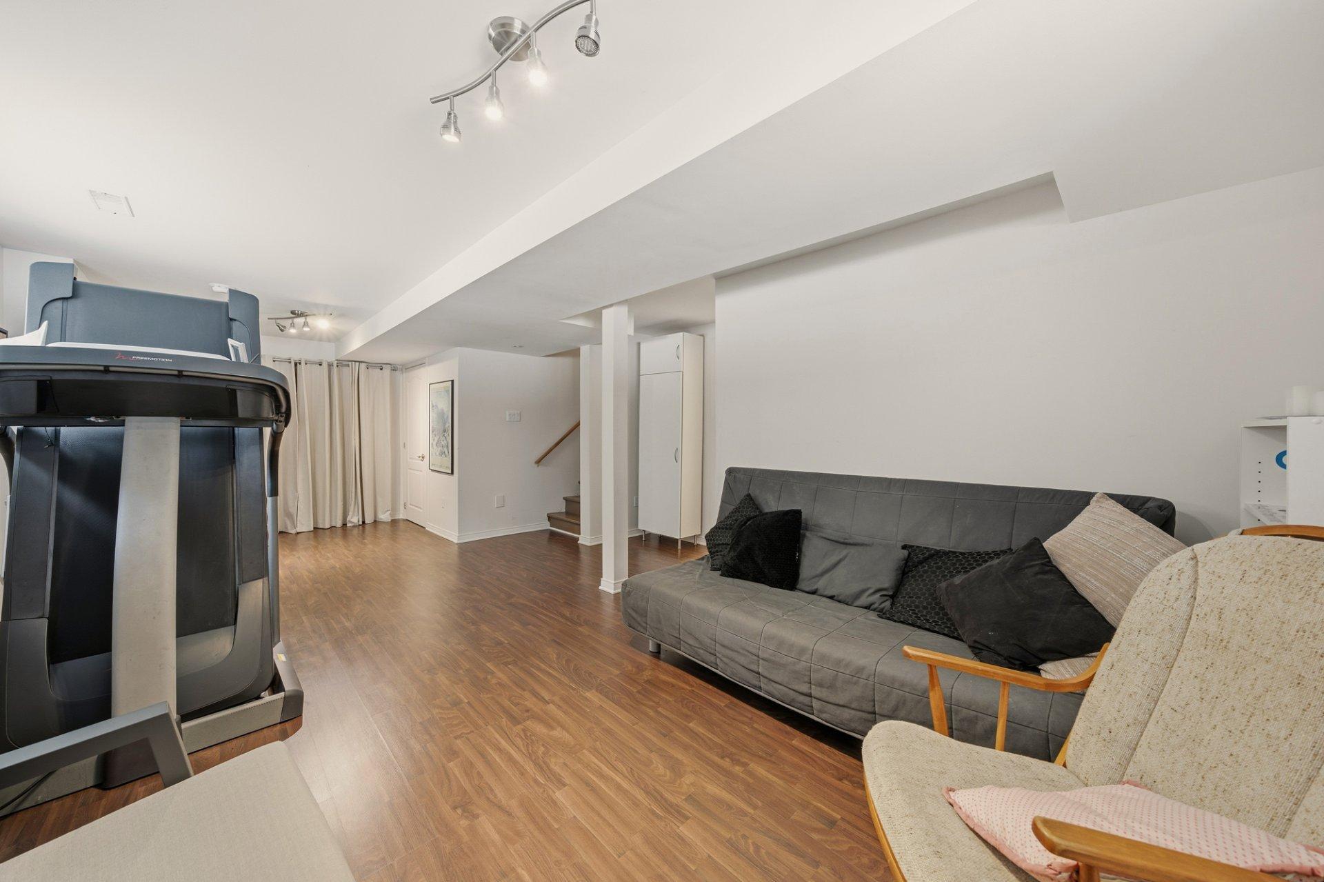 









460


Rue Maude-Abbott

,
Saint-Bruno-de-Montarville,




QC
J3V6H6

