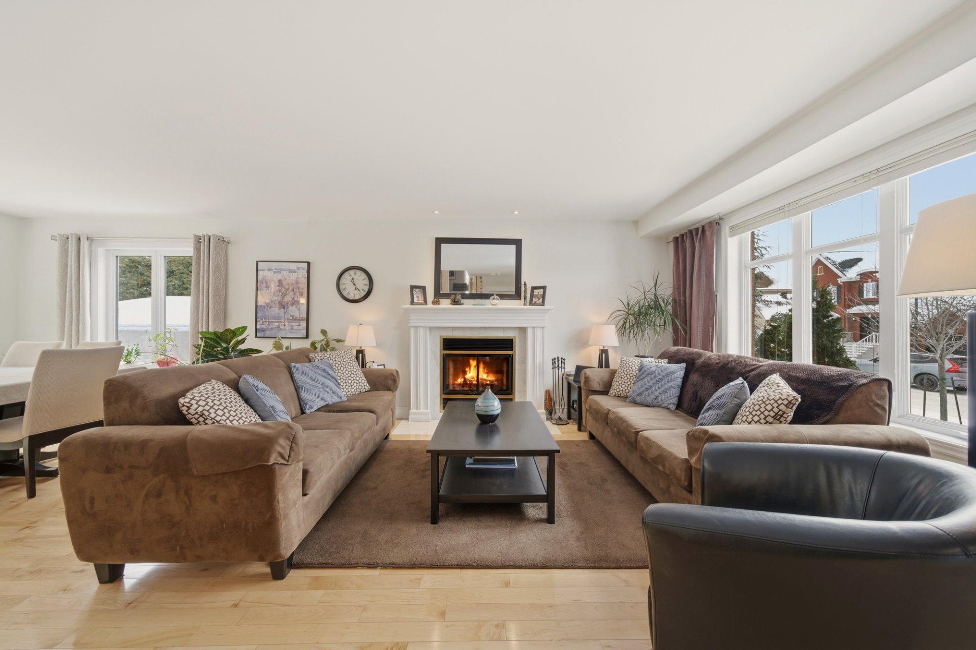 









460


Rue Maude-Abbott

,
Saint-Bruno-de-Montarville,




QC
J3V6H6

