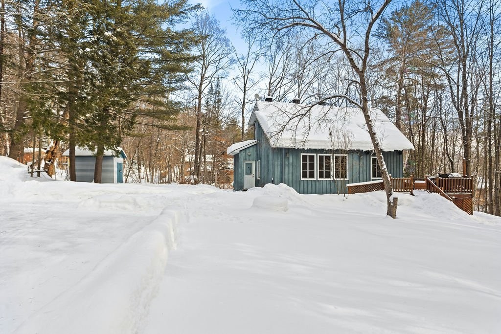 









1480


Rue Vigneault

,
Prévost,




QC
J0R1B0

