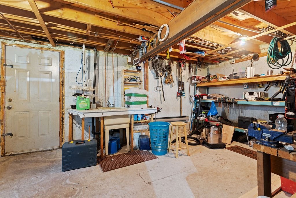 









1480


Rue Vigneault

,
Prévost,




QC
J0R1B0

