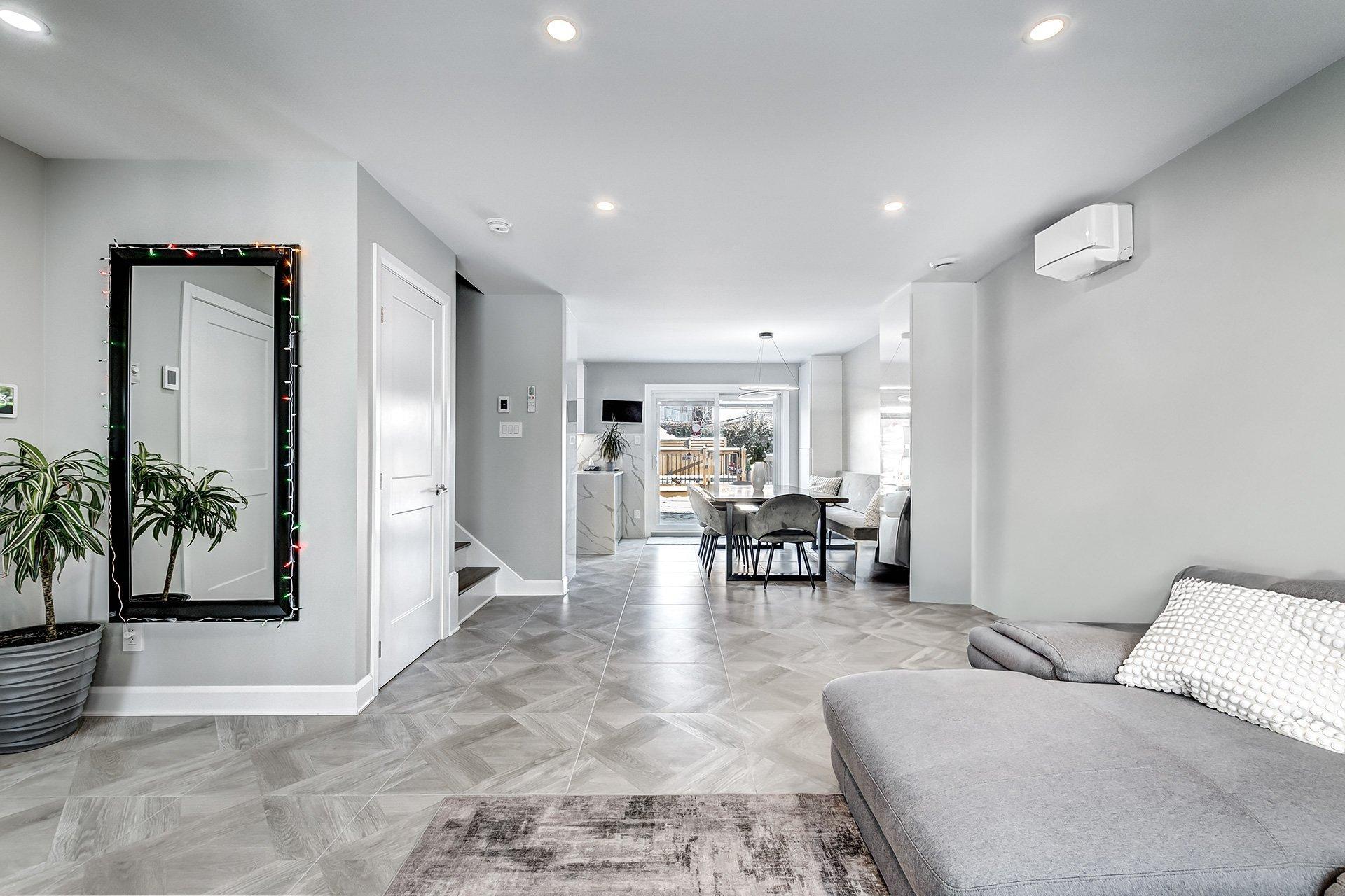 









16


Rue de la Sève

,
Châteauguay,




QC
J6J0B3

