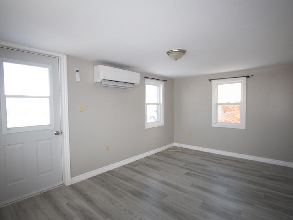 












504 Sheen Street

,
Summerside,




PE
C1N 1P1

