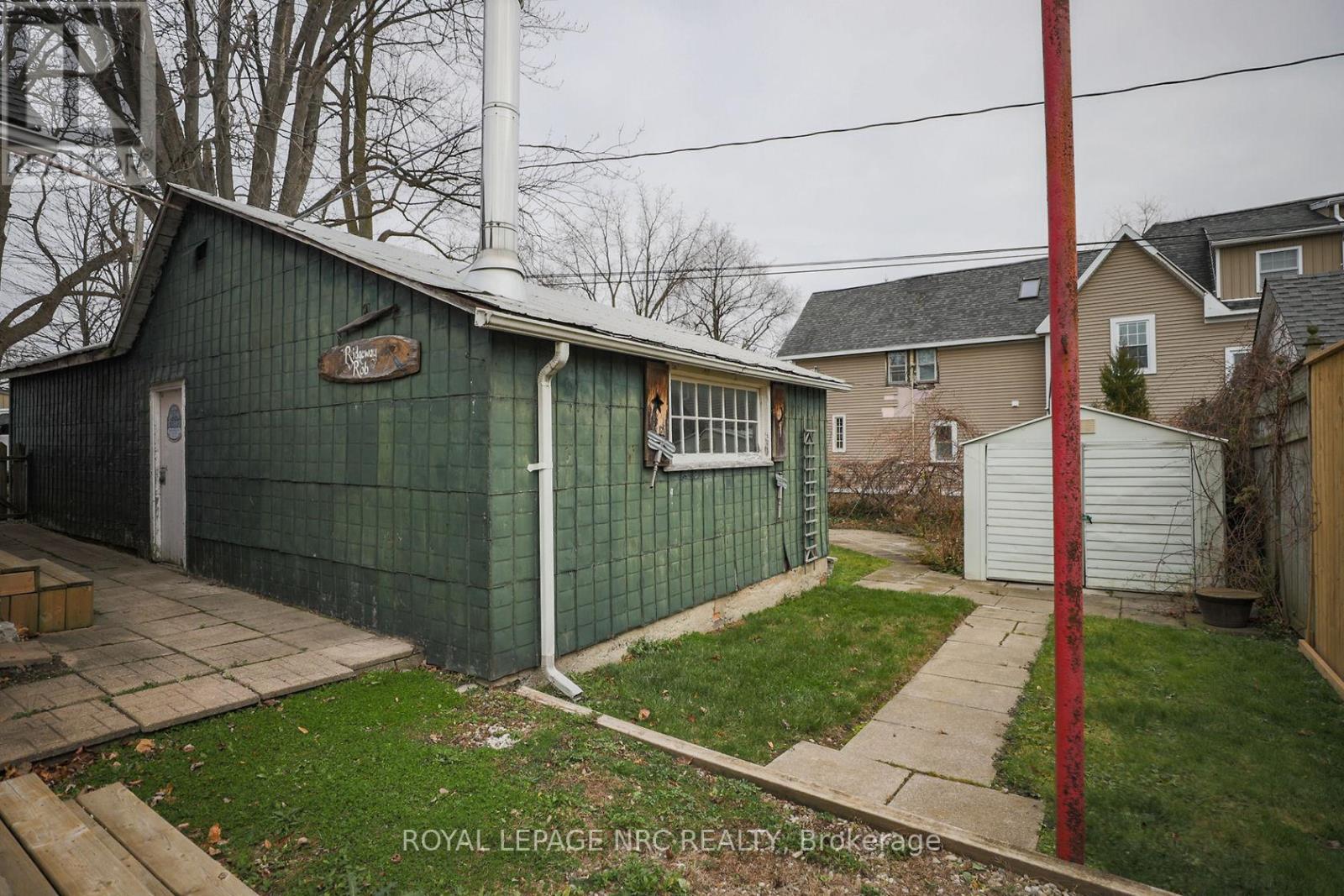 












264 RIDGE ROAD N

,
Fort Erie (Ridgeway),




Ontario
L0S1N0

