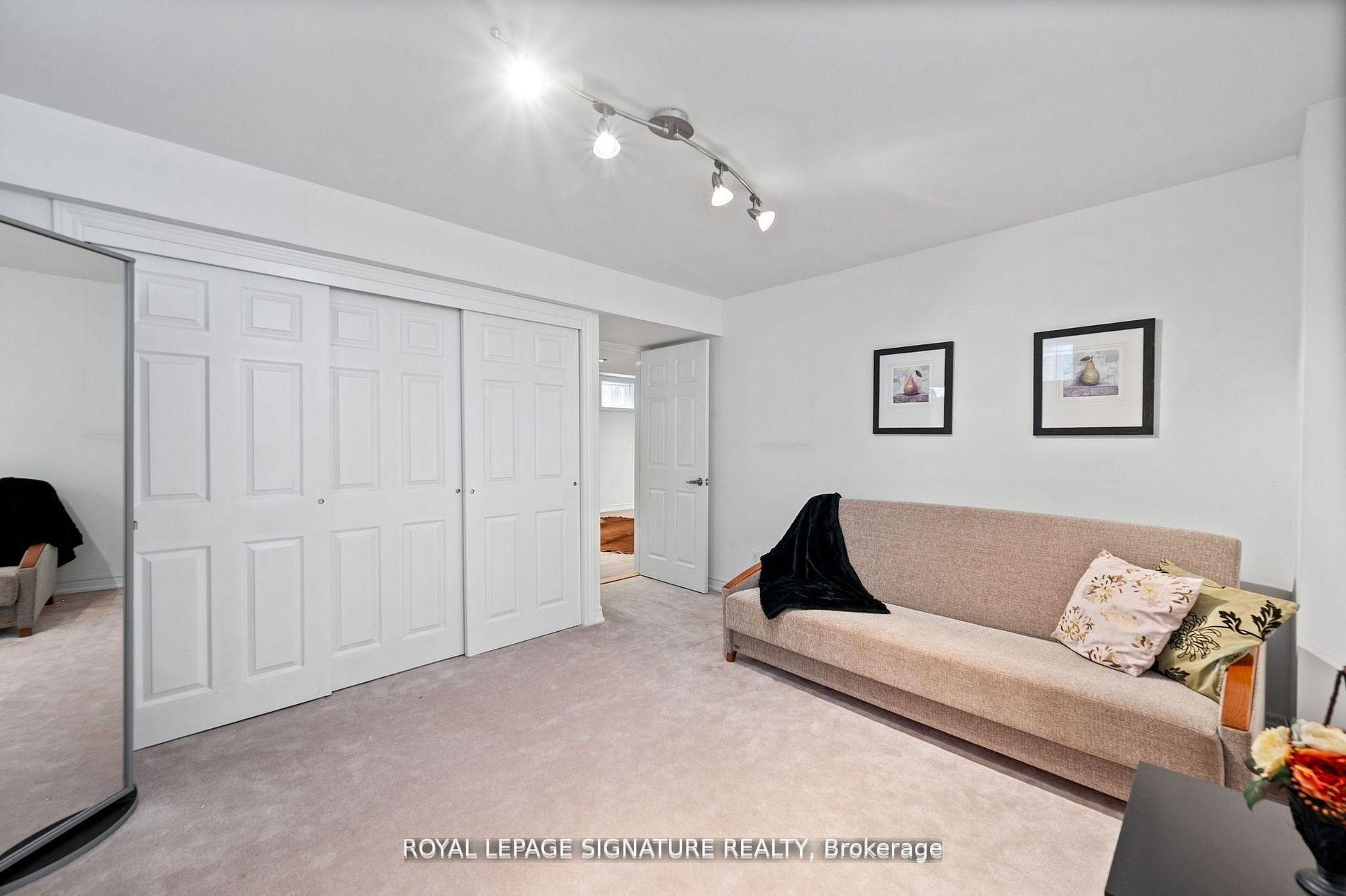 









436


Galbraith

Street,
Shelburne,




ON
L9V 3V4

