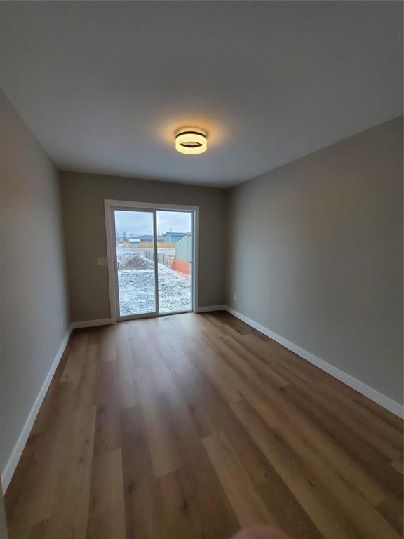 












294 Normandeau Avenue

,
Ste Anne,




Manitoba
R5H1C1

