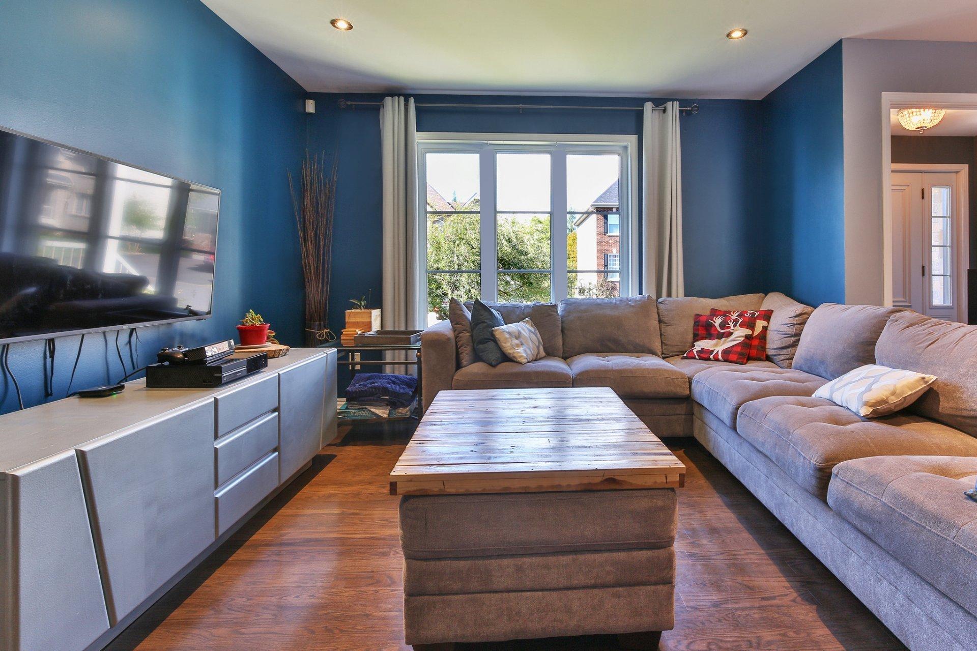 









200


Rue de l'Amarante

,
Saint-Jean-sur-Richelieu,




QC
J2W3E9

