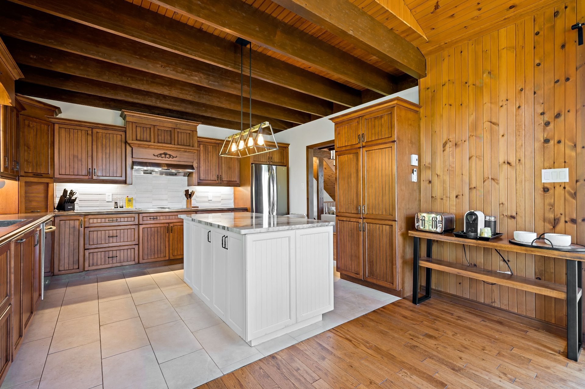 









50


Ch. des Iris

,
Saint-Donat,




QC
J0T2C0

