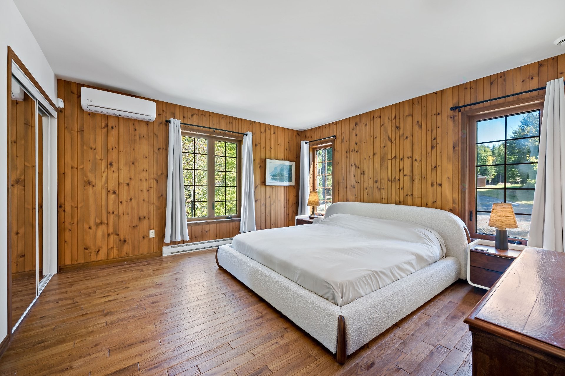 









50


Ch. des Iris

,
Saint-Donat,




QC
J0T2C0

