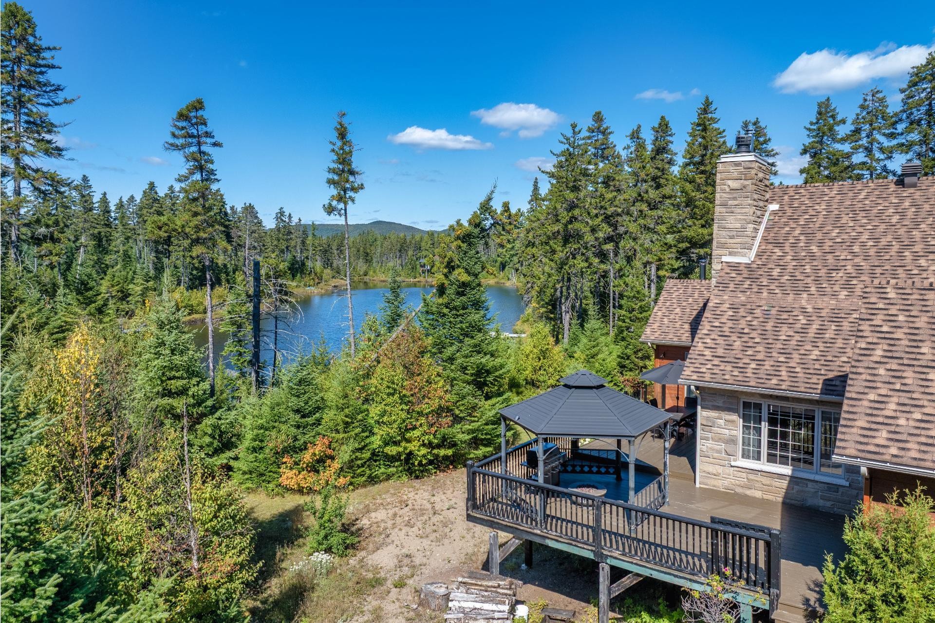 









50


Ch. des Iris

,
Saint-Donat,




QC
J0T2C0

