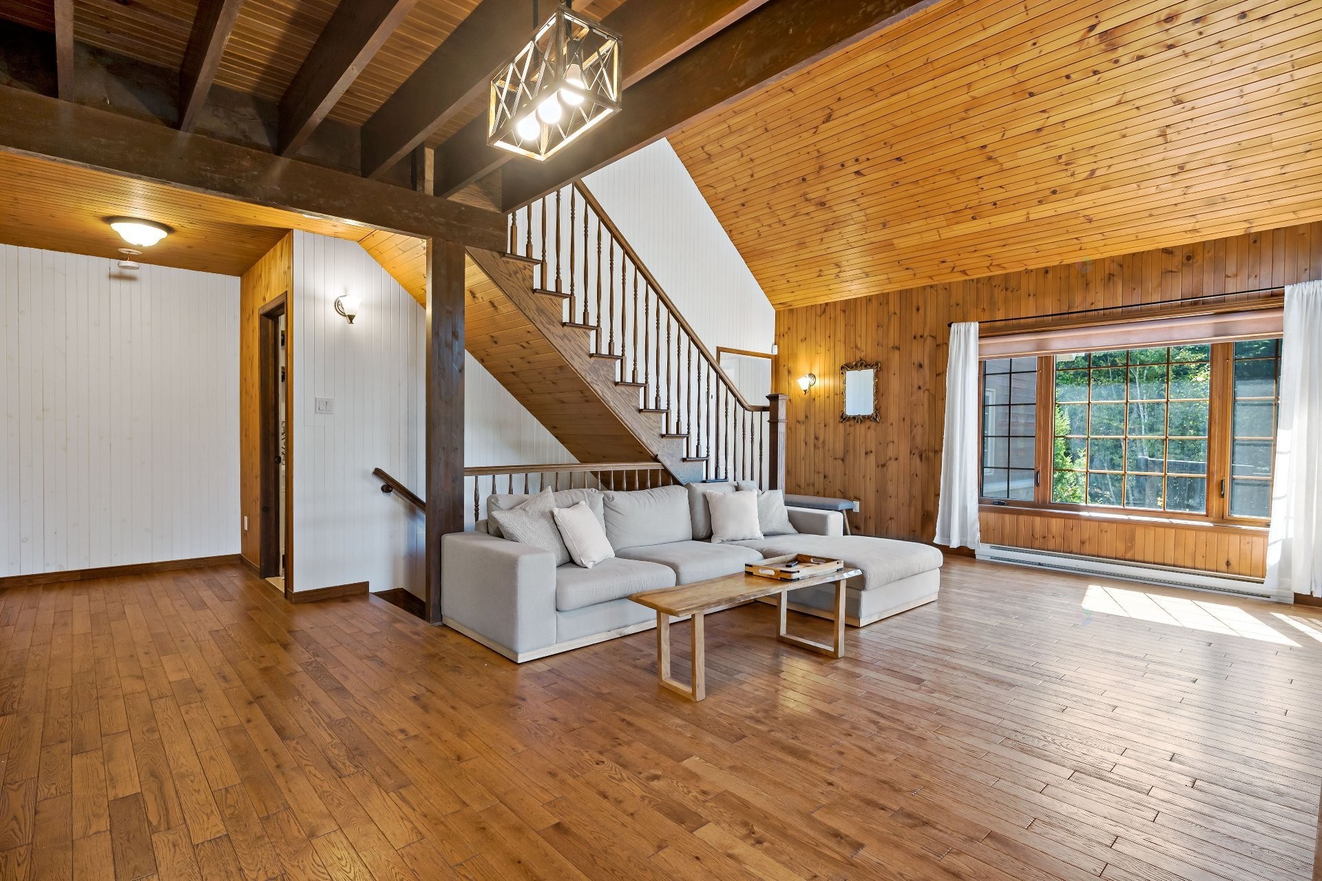 









50


Ch. des Iris

,
Saint-Donat,




QC
J0T2C0

