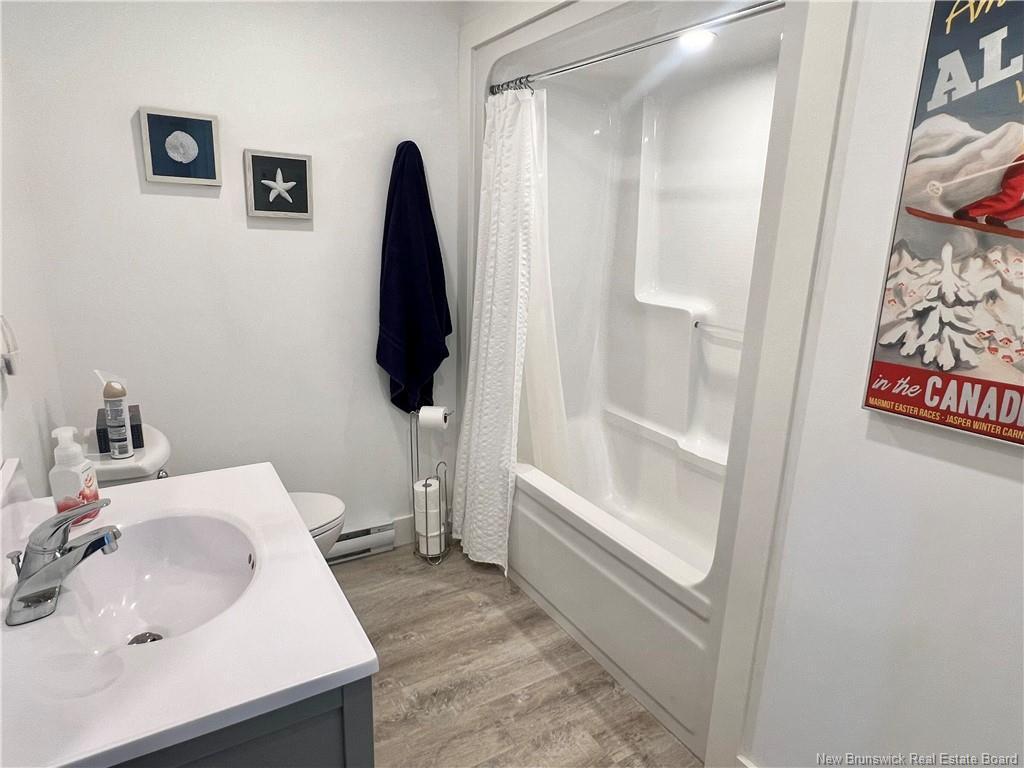 









251


Bayshore

,
Bathurst,




NB
E2A 6A5

