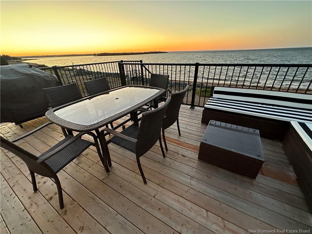 









251


Bayshore

,
Bathurst,




NB
E2A 6A5

