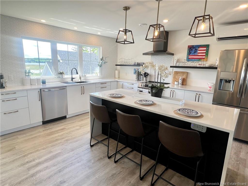 









251


Bayshore

,
Bathurst,




NB
E2A 6A5

