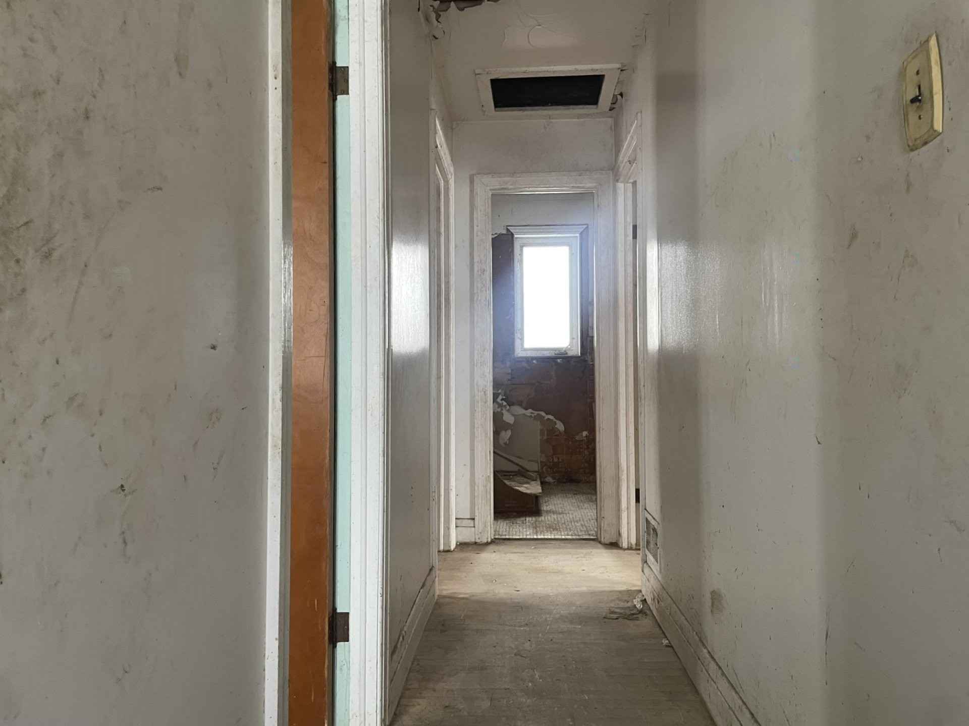 









156


Rue Main

,
Gatineau (Gatineau),




QC
J8P5J3

