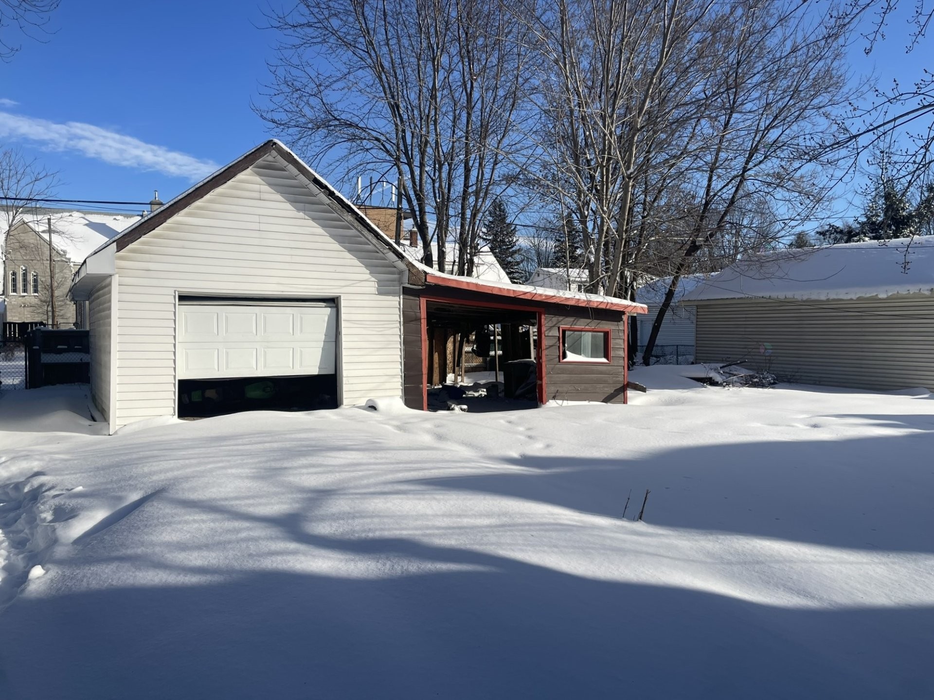 









156


Rue Main

,
Gatineau (Gatineau),




QC
J8P5J3

