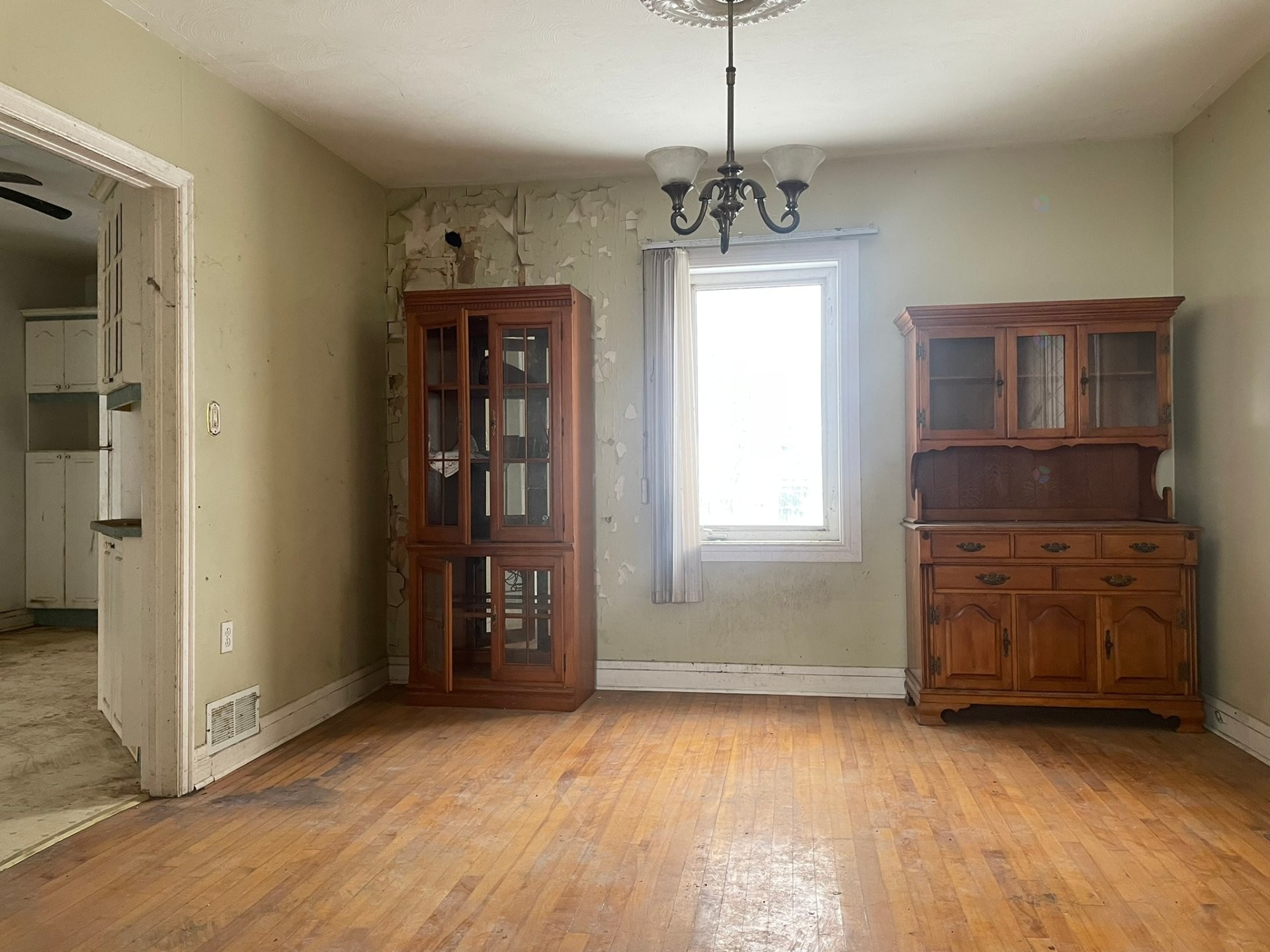 









156


Rue Main

,
Gatineau (Gatineau),




QC
J8P5J3

