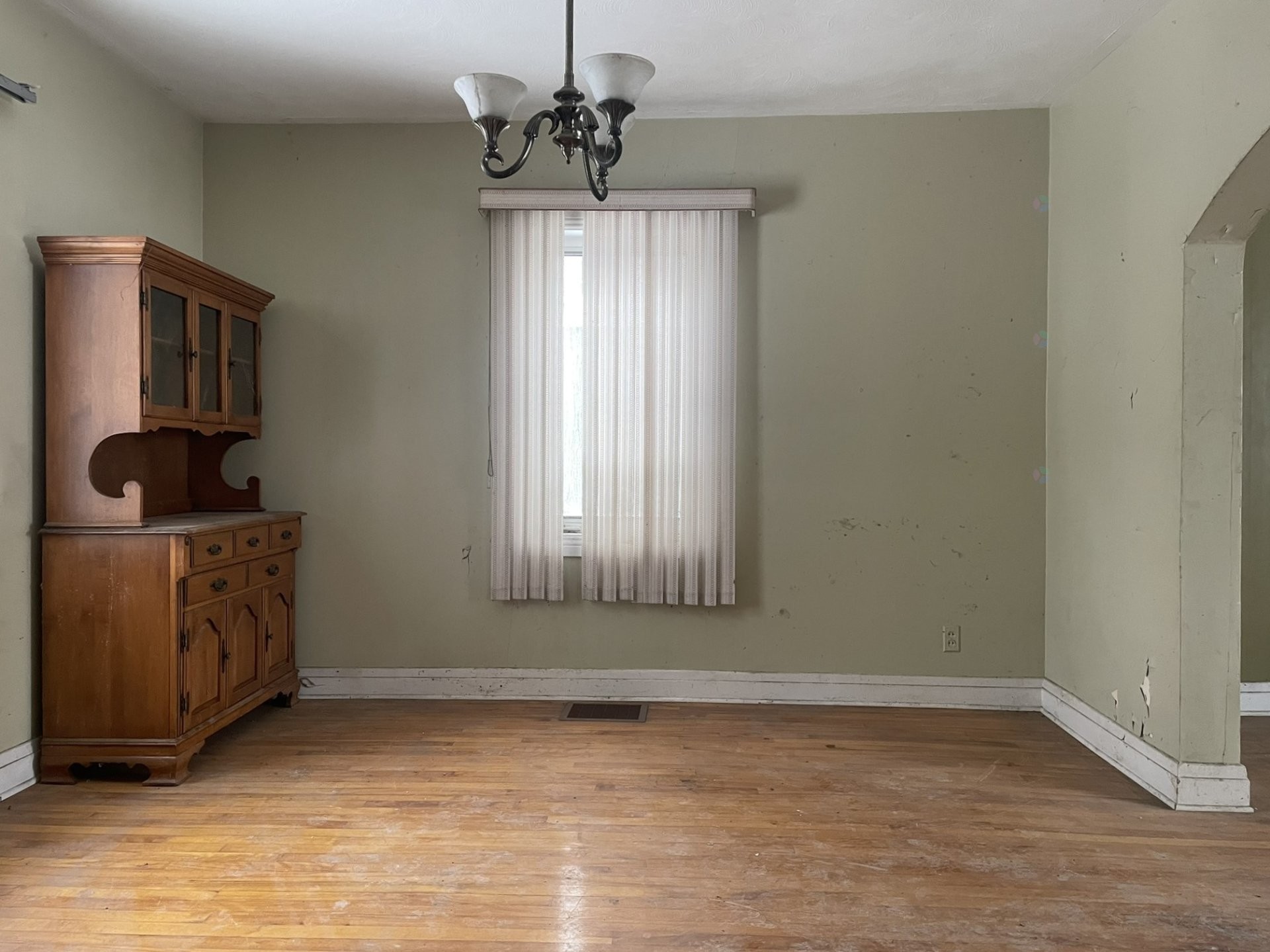 









156


Rue Main

,
Gatineau (Gatineau),




QC
J8P5J3

